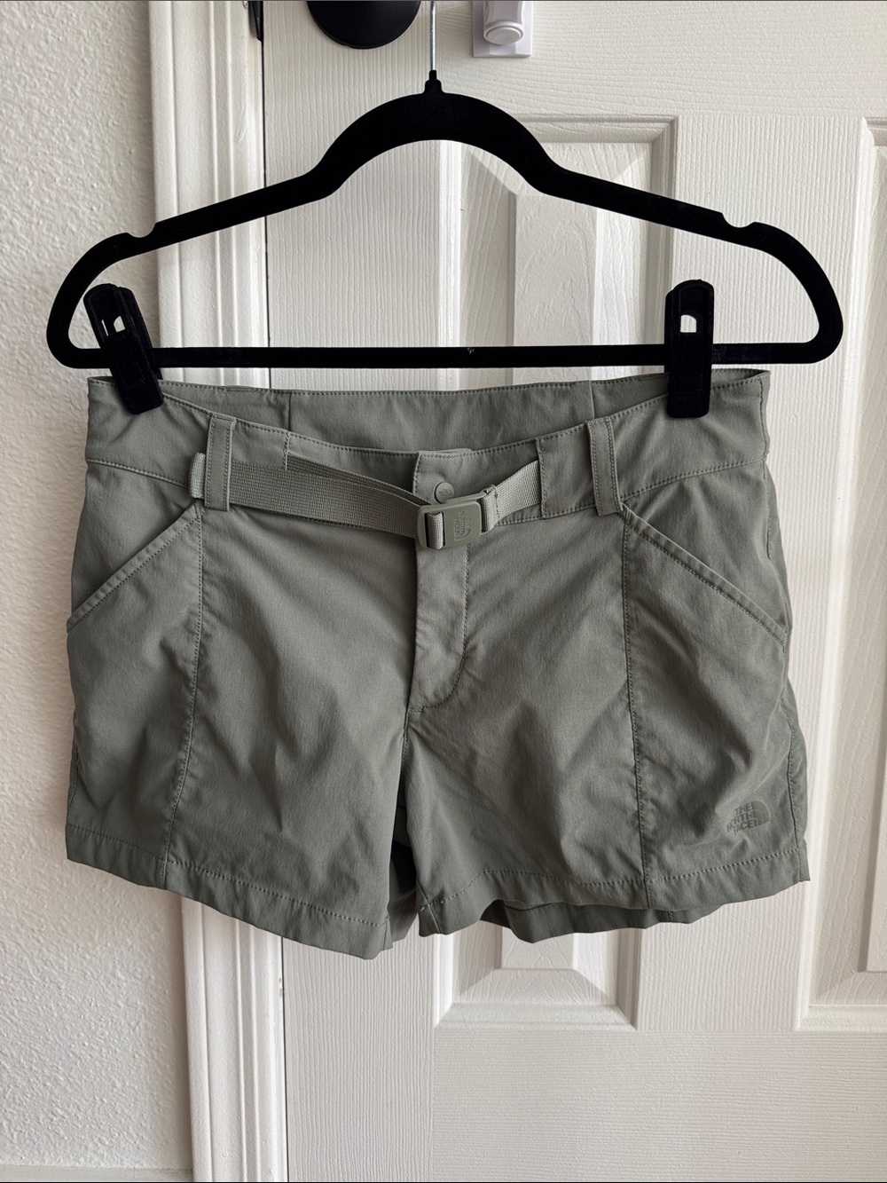 The North Face shorts hiking Trail nylon mesh belted size 4